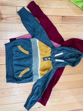 Cat & Jack Kids Hooded Knit Sweater with Mustard and Gray Colorblock